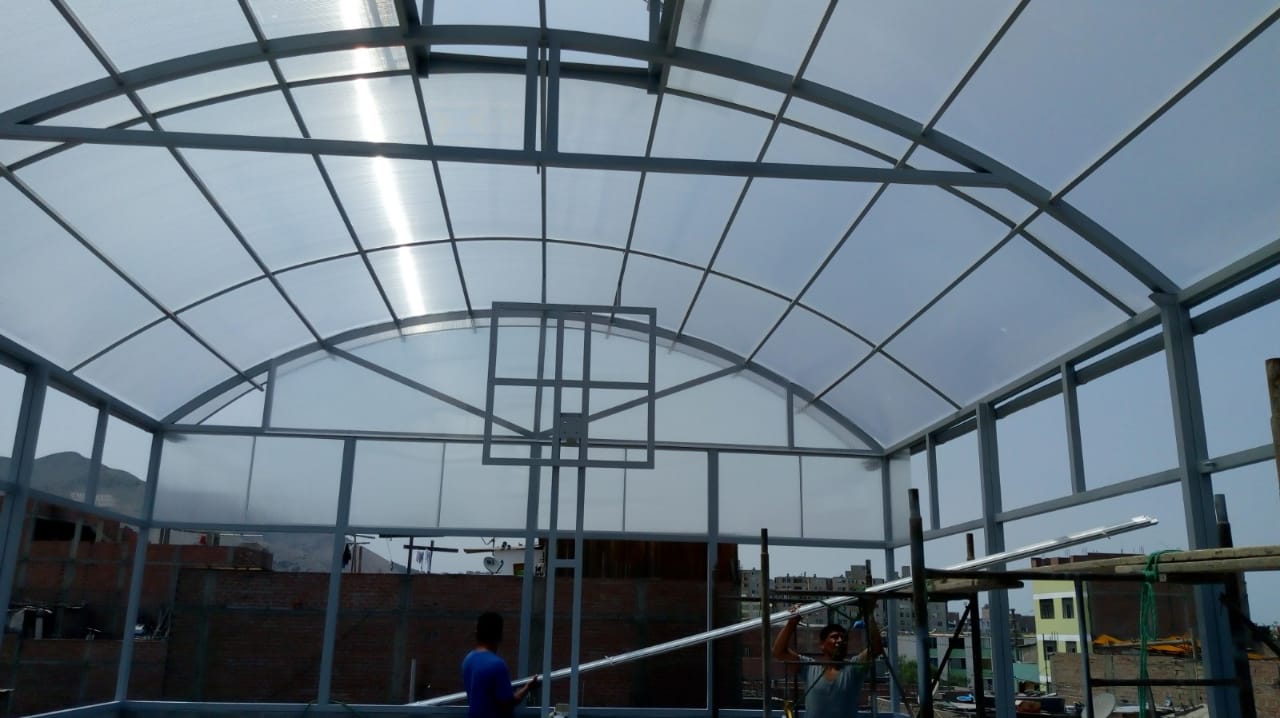 Instalación de policarbonato