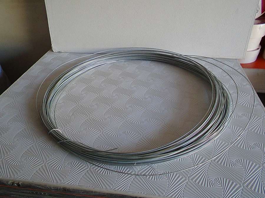 Alambre Galvanizado # 16 (Rollo x 25KG.)